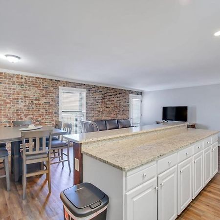Eagle'S Nest - Spacious Loft Downtown - Near Gsu Statesboro Buitenkant foto