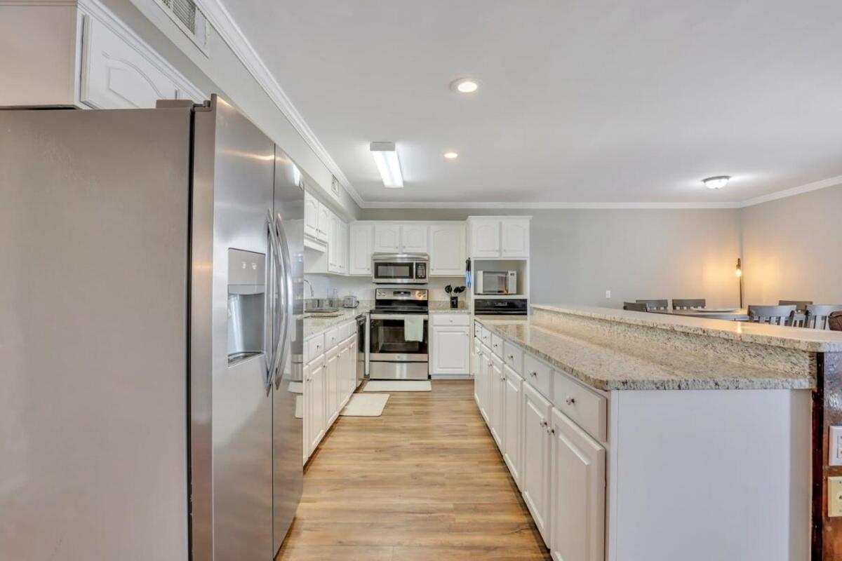 Eagle'S Nest - Spacious Loft Downtown - Near Gsu Statesboro Buitenkant foto