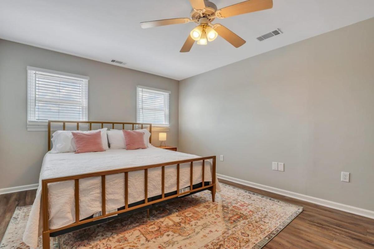 Eagle'S Nest - Spacious Loft Downtown - Near Gsu Statesboro Buitenkant foto