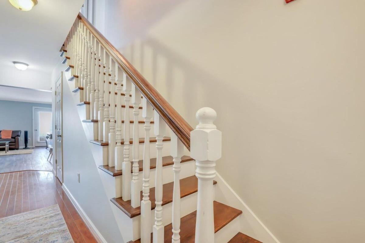 Eagle'S Nest - Spacious Loft Downtown - Near Gsu Statesboro Buitenkant foto