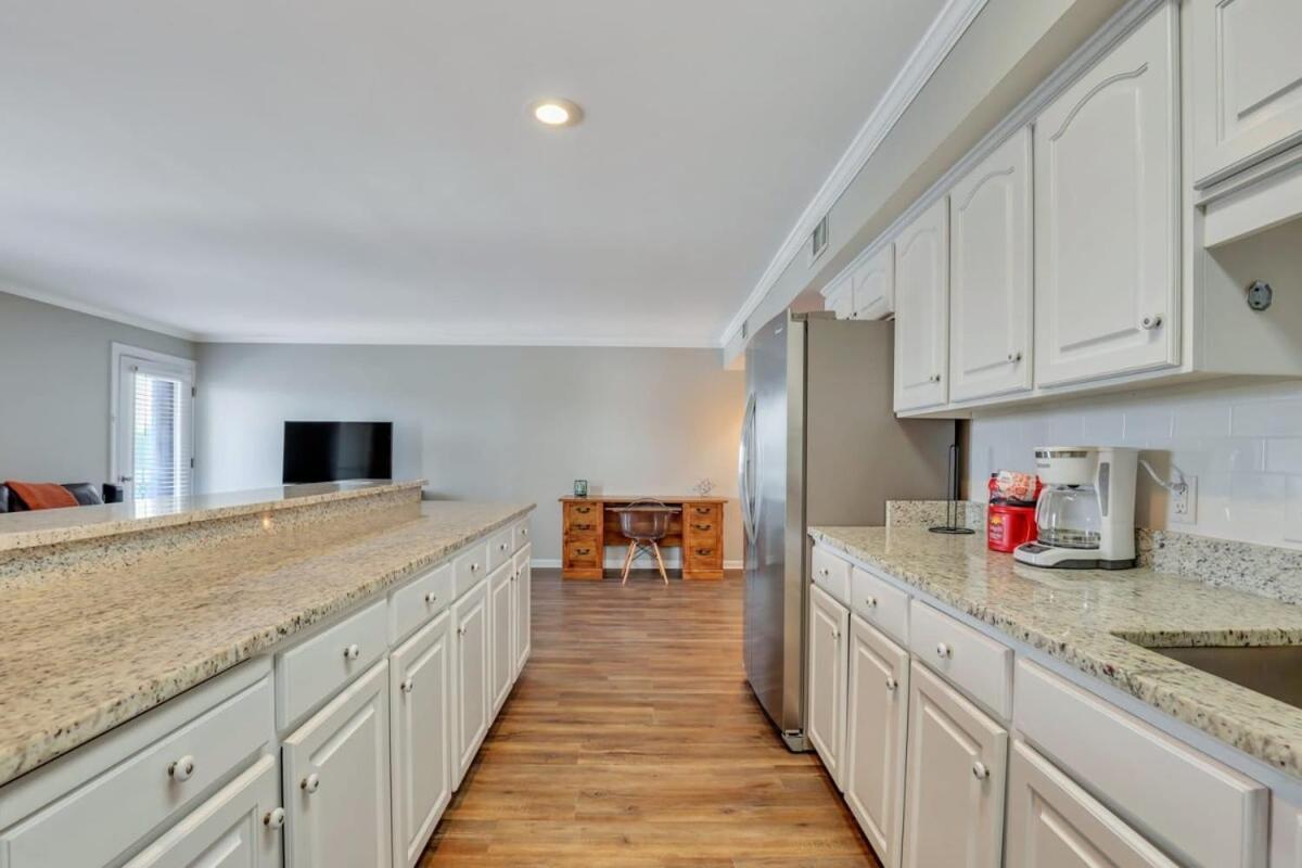 Eagle'S Nest - Spacious Loft Downtown - Near Gsu Statesboro Buitenkant foto